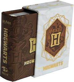 <font title="Harry Potter: Hogwarts School of Witchcraft and Wizardry (Tiny Book)">Harry Potter: Hogwarts School of Witchcr...</font>